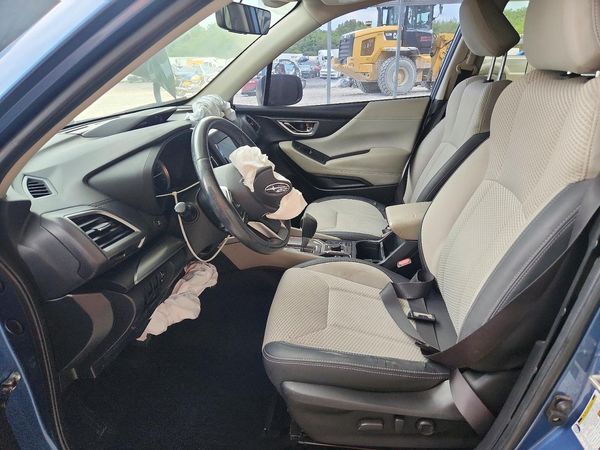 2020 SUBARU FORESTER