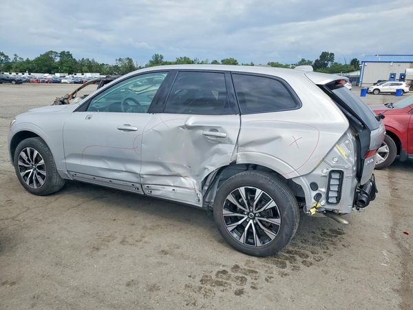 2024 VOLVO XC60 Plus Dark