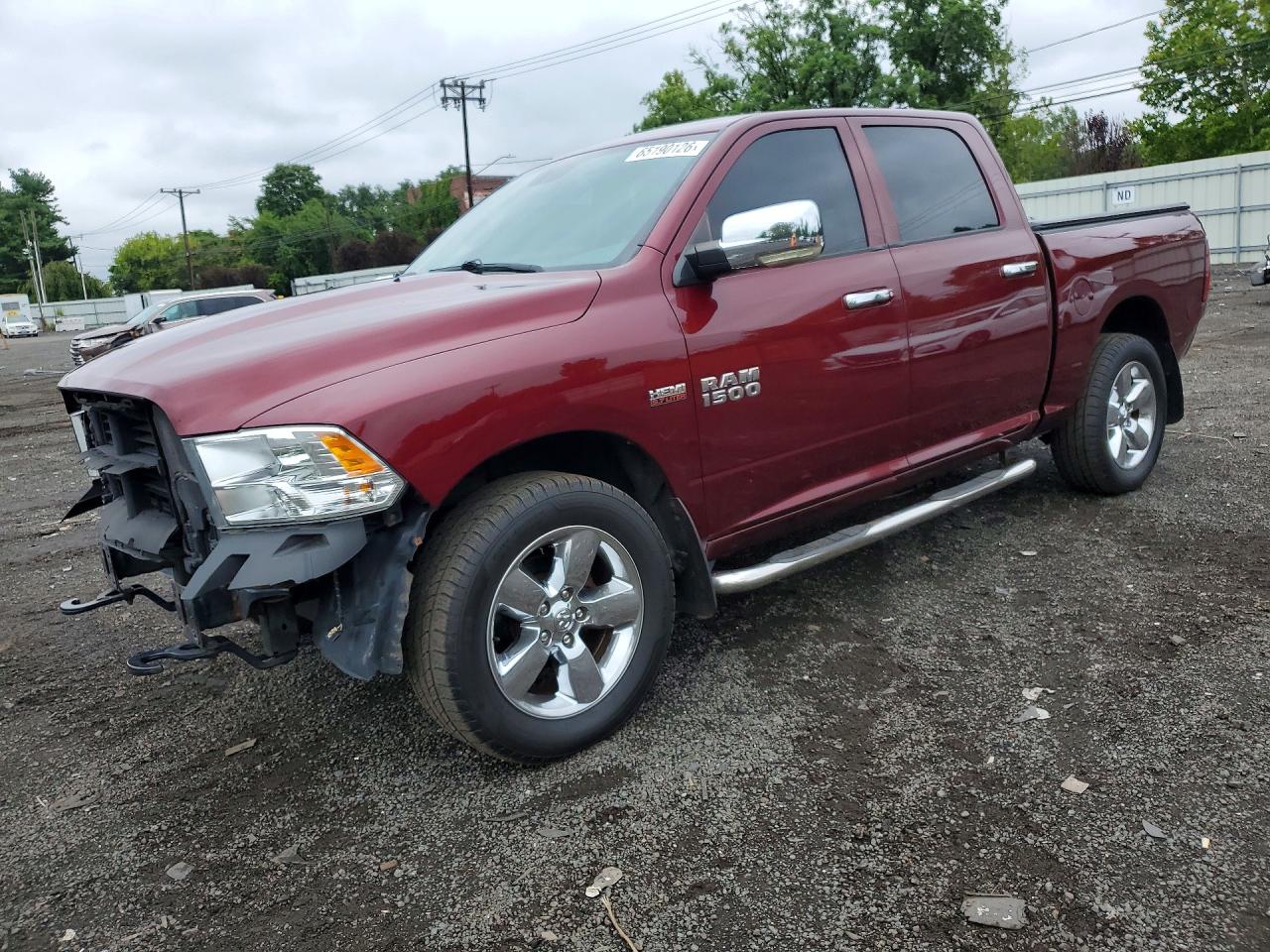 2016 RAM 1500 SLT CREW CAB 4X4