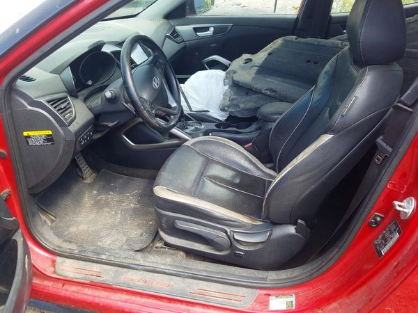 2014 HYUNDAI VELOSTER