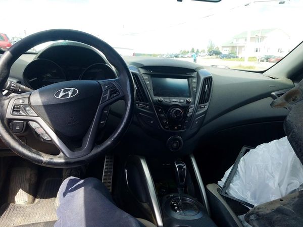 2014 HYUNDAI VELOSTER