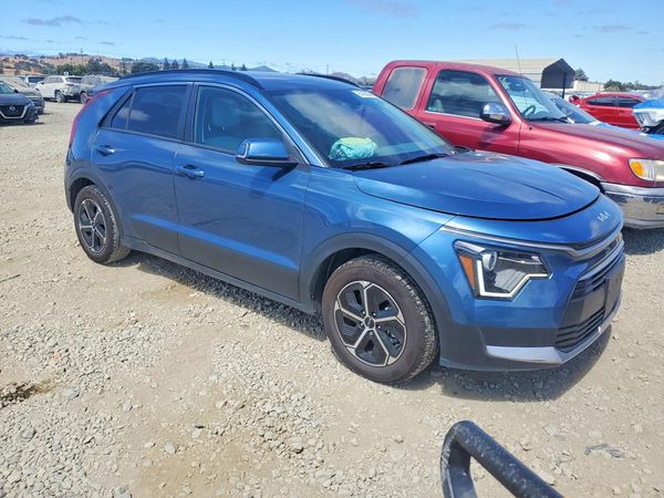 2023 KIA NIRO EX