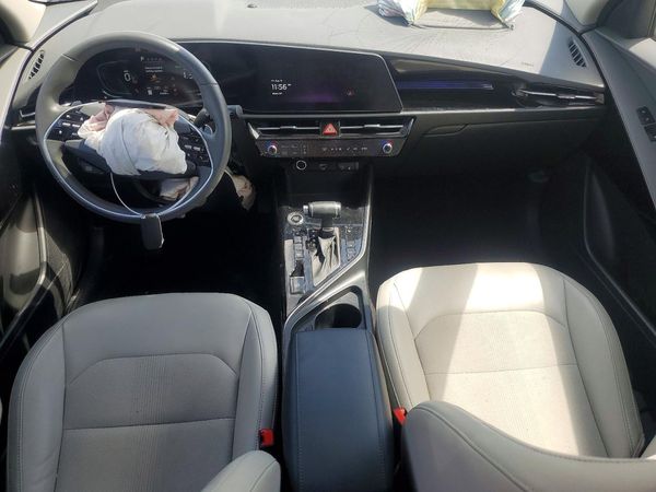 2023 KIA NIRO EX