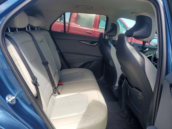2023 KIA NIRO EX