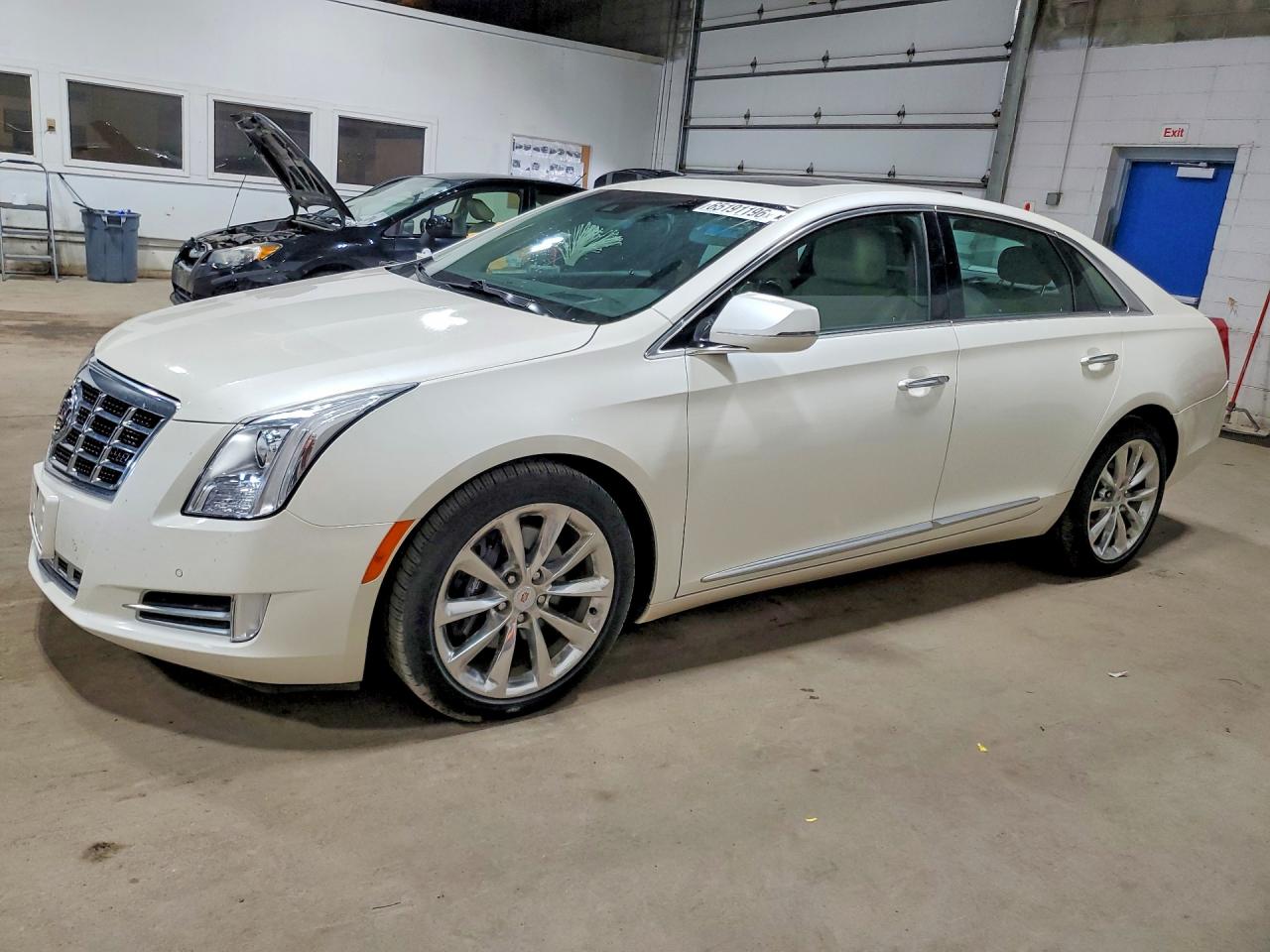 2013 CADILLAC XTS Premium