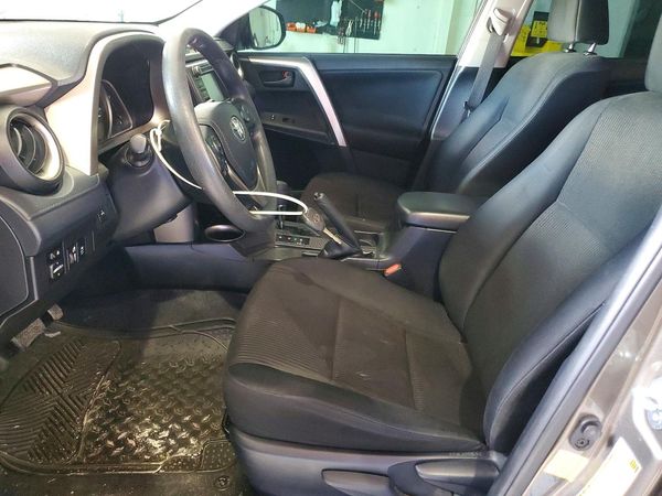 2015 TOYOTA RAV4 LE (X Grade)