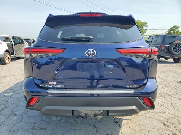 2022 TOYOTA HIGHLANDER