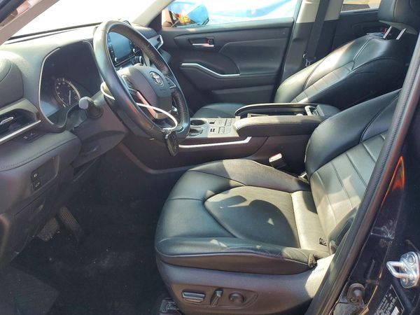 2022 TOYOTA HIGHLANDER