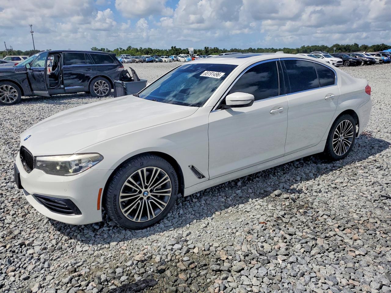 2018 BMW 530