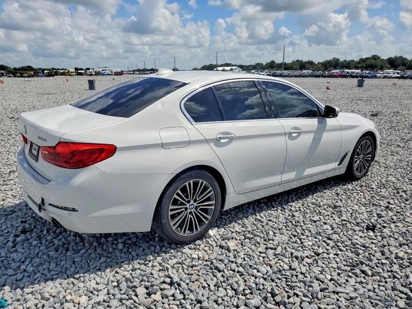 2018 BMW 530