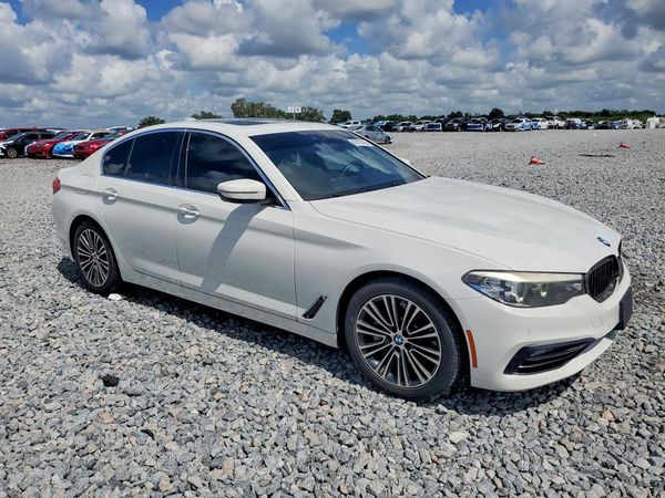 2018 BMW 530