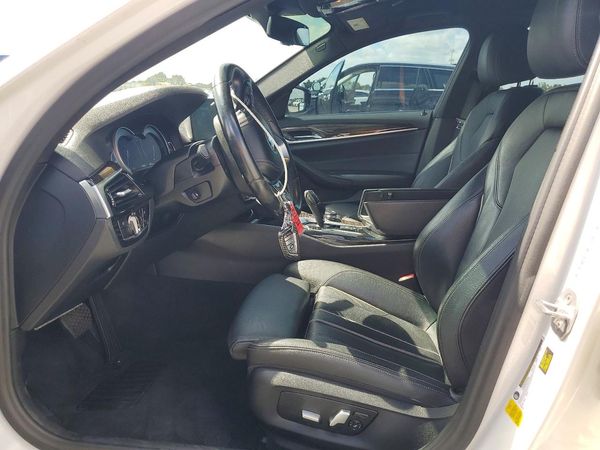 2018 BMW 530