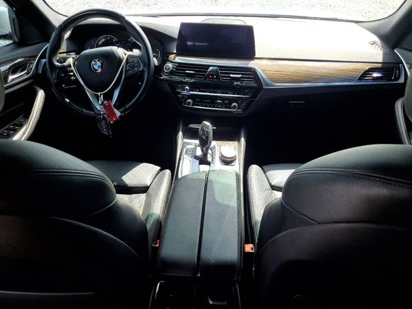 2018 BMW 530