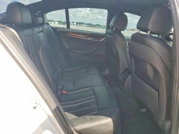 2018 BMW 530