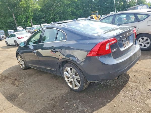 2012 VOLVO S60