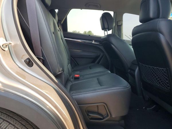 2014 KIA SORENTO Base/ LX