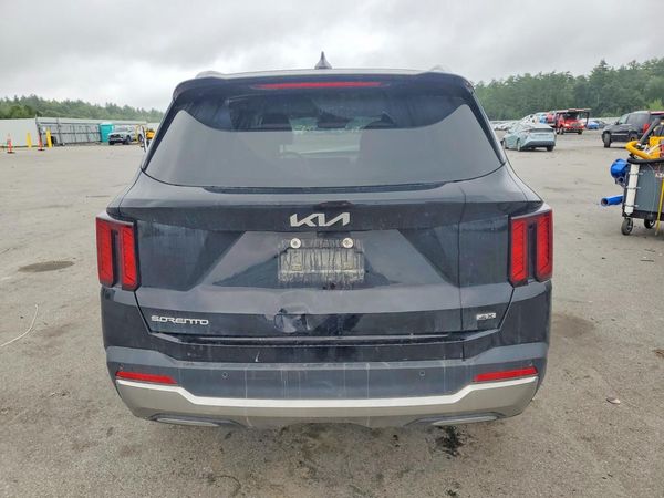 2025 KIA SORENTO