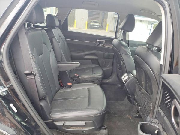 2025 KIA SORENTO