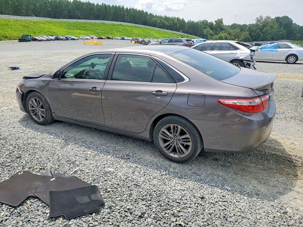 2015 TOYOTA CAMRY