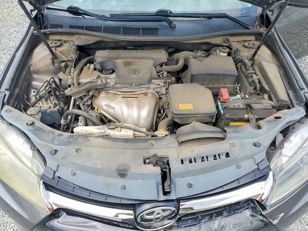 2015 TOYOTA CAMRY