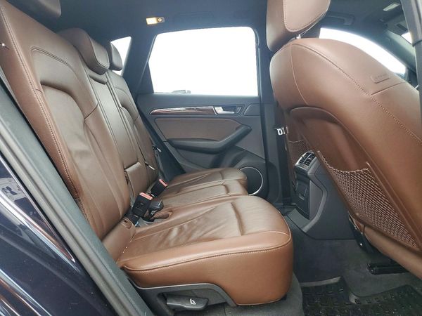 2017 AUDI Q5 quattro Premium Plus