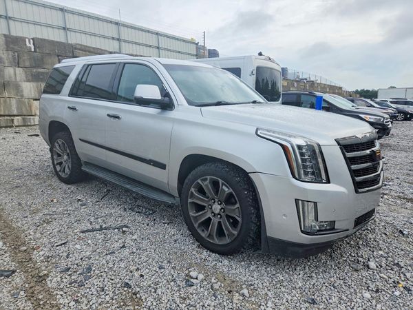 2016 CADILLAC ESCALADE Standard