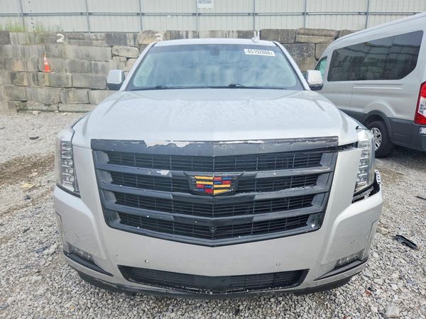 2016 CADILLAC ESCALADE Standard