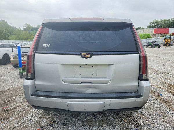 2016 CADILLAC ESCALADE Standard