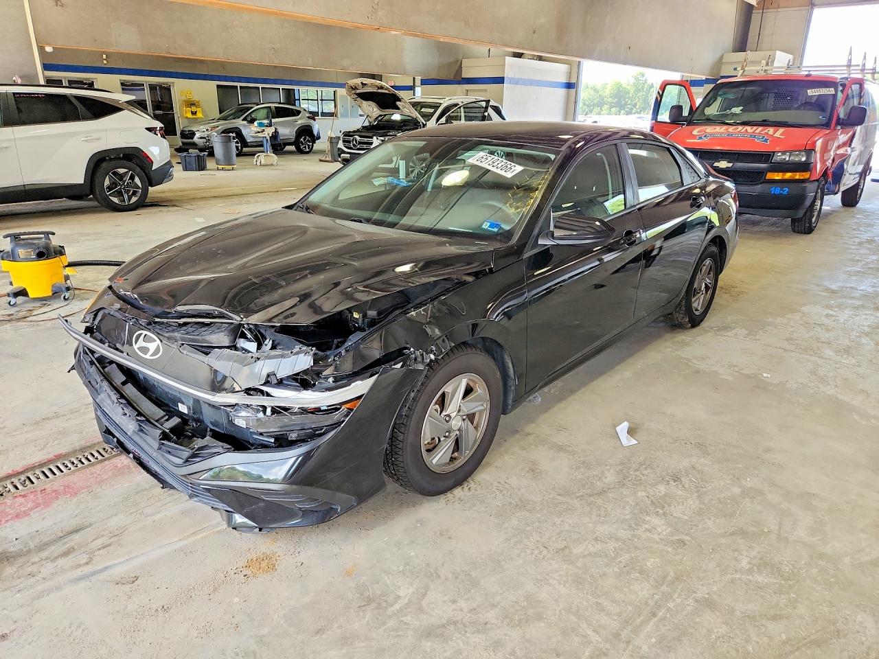 2024 HYUNDAI ELANTRA