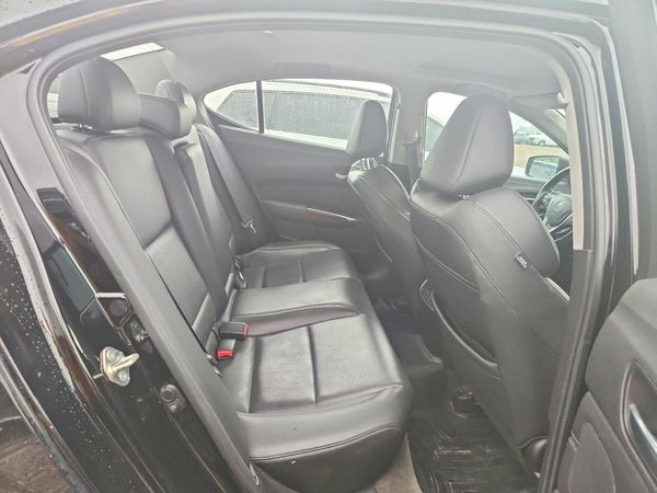 2017 ACURA TLX