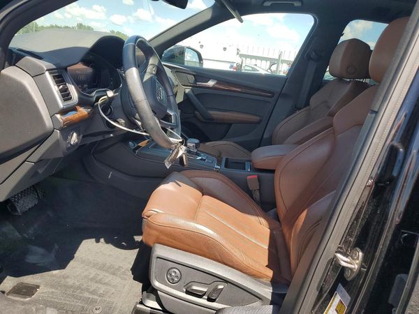 2020 AUDI Q5