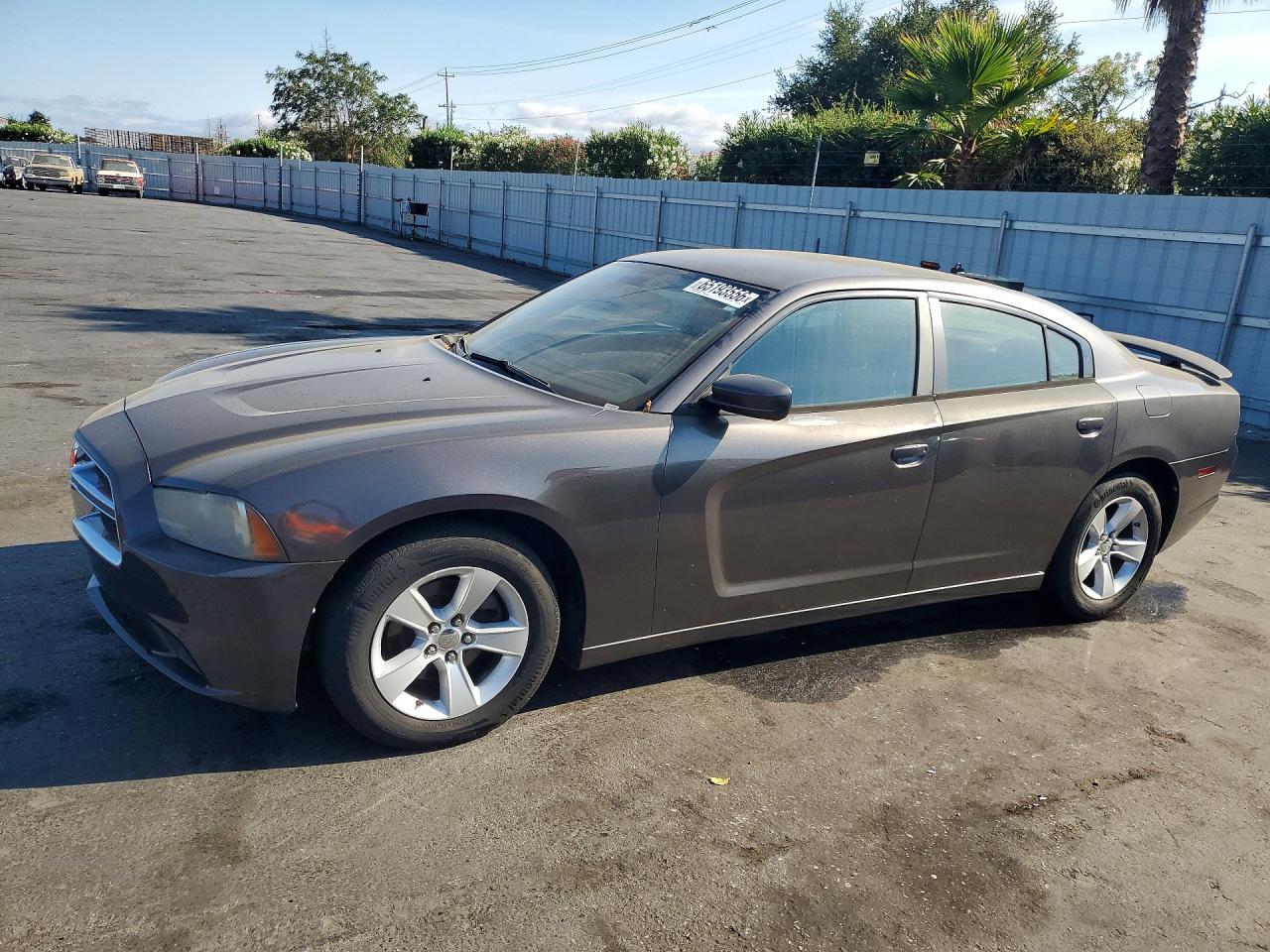 2013 DODGE CHARGER SE