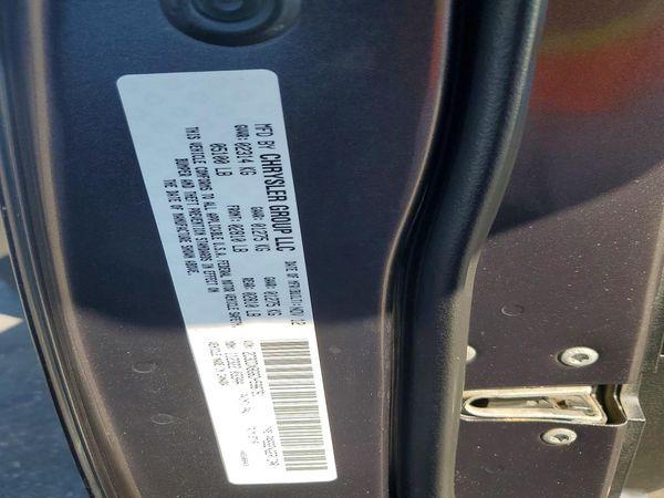 2013 DODGE CHARGER SE