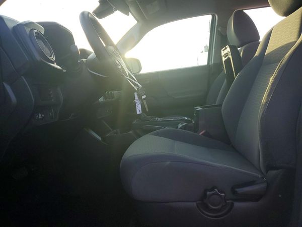 2018 TOYOTA TACOMA SR/SR5