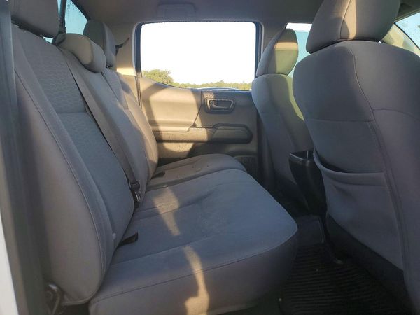 2018 TOYOTA TACOMA SR/SR5