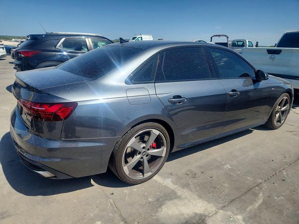 2022 AUDI A4
