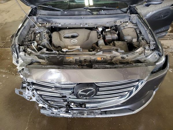 2021 MAZDA CX-9 Grand Touring — Engine bay