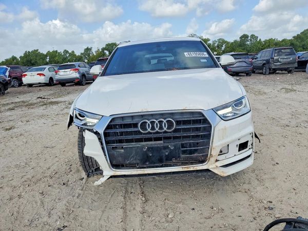 2018 AUDI Q3
