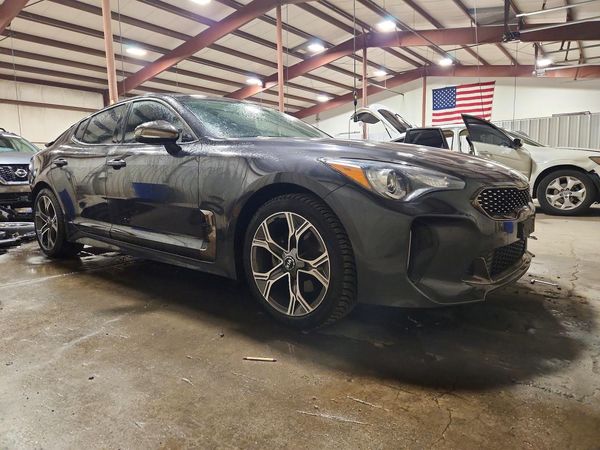 2021 KIA STINGER Base
