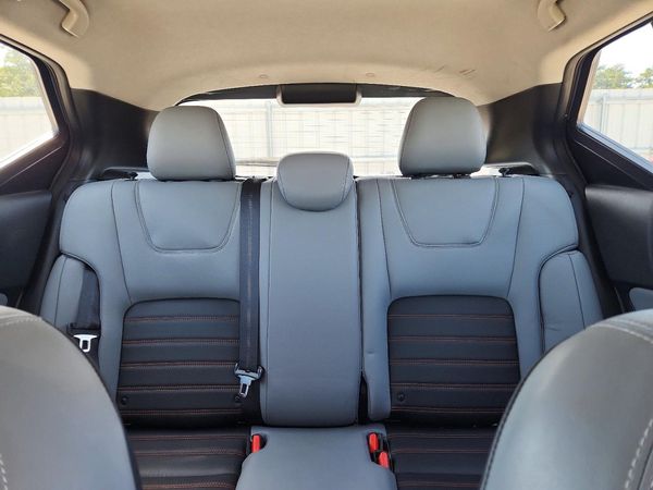 2021 NISSAN KICKS