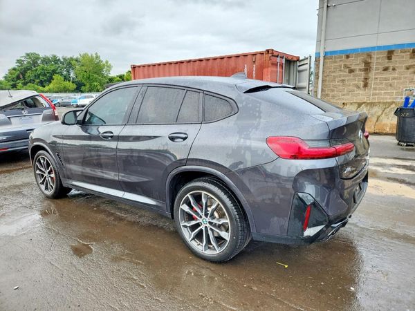 2022 BMW X4