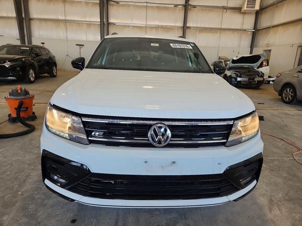 2021 VOLKSWAGEN TIGUAN