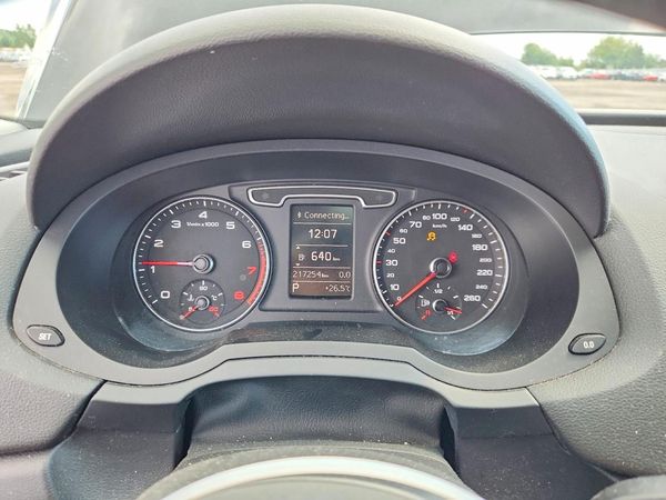 2015 AUDI Q3 Premium Plus