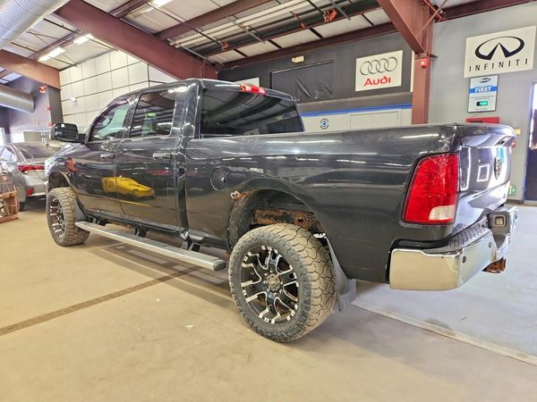 2015 RAM 2500 ST CREW CAB 4X4