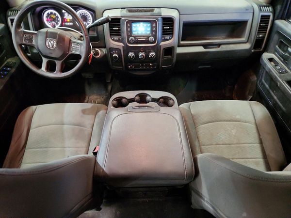 2015 RAM 2500 ST CREW CAB 4X4