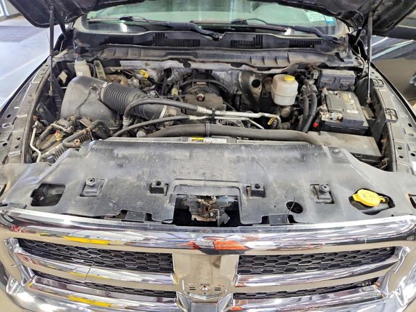2015 RAM 2500 ST CREW CAB 4X4