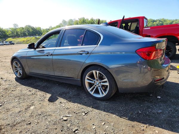 2018 BMW 330
