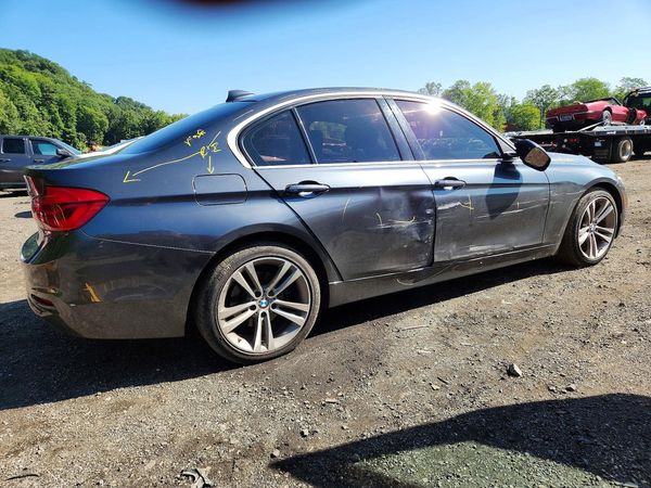 2018 BMW 330