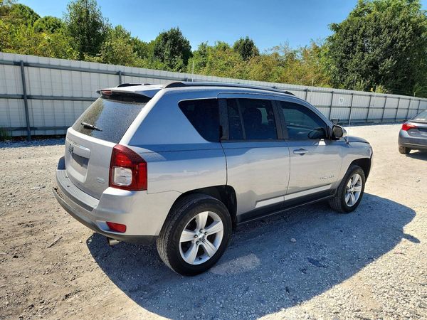 2017 JEEP COMPASS