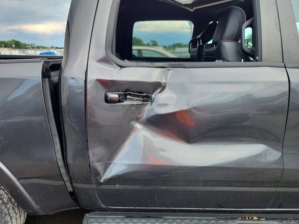 2021 RAM 1500 LARAMIE CREW CAB 4X4
